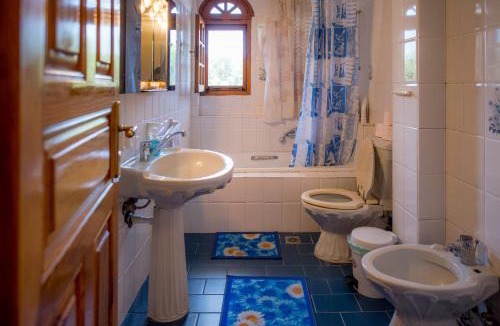 Thermi House | Villa Ampelos