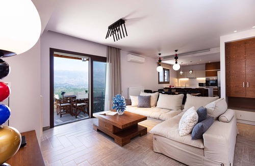 Apokoronas Villa | Villa Amygdalia I Luxury villa with pool & gorgeous mountain view