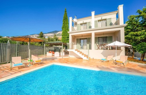 Mousata Villa | Villa Andrea by Villa Plus