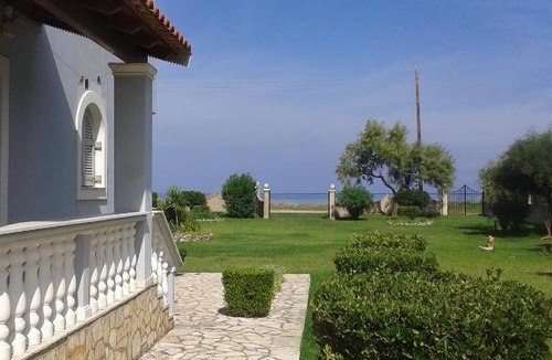 Almiros Beach Apartment | Villa Angela, seafront apartments, Almiros beach