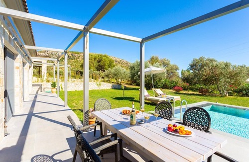 Kateleios Villa | Villa Angelos in Ionian Islands