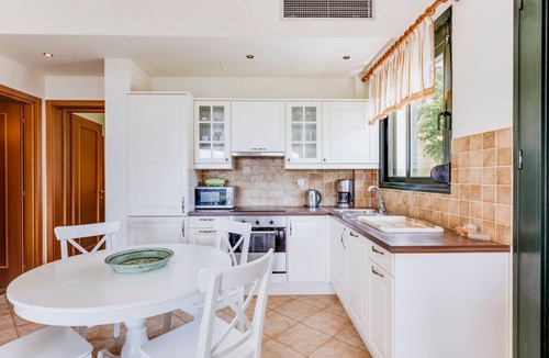 Parelia Villa | Villa Apollo - Four Bedroom Villa, Sleeps 8