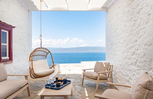 idhra Villa | Villa Aqua Vista with private seafront