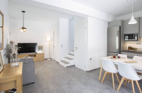 Apolpaina Villa | Villa Argia - Aloft Luxury Apartments