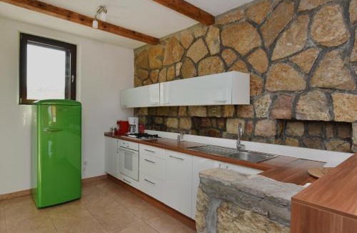 Lustica House | Villa Ariel - Pool, Beach & Basketball court