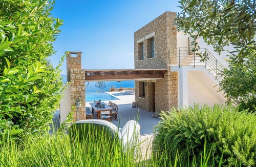 Kilada Villa | Villa Artemis Peloponnese
