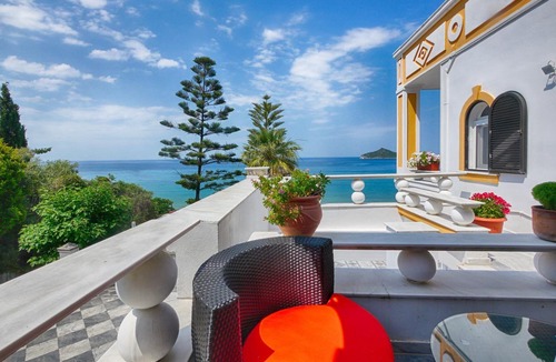 Agios Georgios Pagon Apartment | Villa Athanasia Studio mit Pool und Meerblick