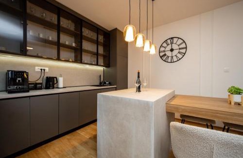 Skaljari Villa | Villa Azure Luxe