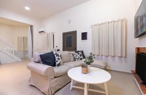 Gennadi Villa | Villa Basilio