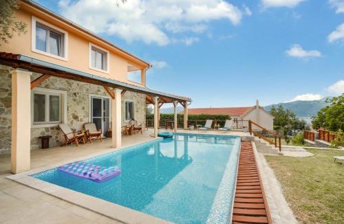 Tivat Villa | Villa Bella Vita