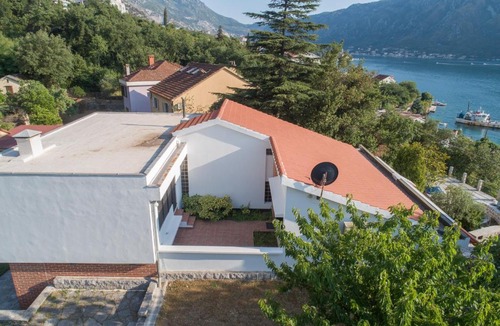 Dobrota Villa | Villa Biskupovic with Stunning Views