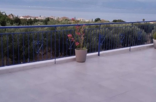 Aipeia House | Villa Blue Cocoon mit Meerblick by Interhome
