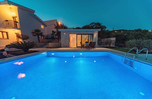 Utjeha Villa | Villa Blue Heights Seaview