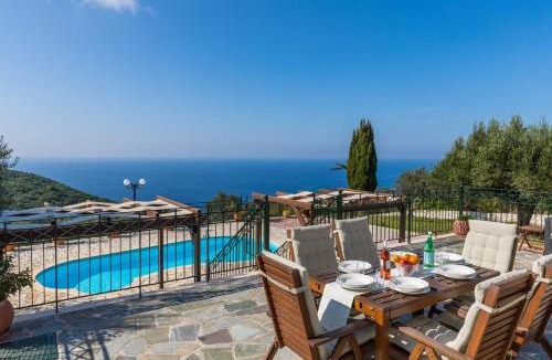 Vasilikiadhes Villa | Villa Cassandra Fiskardo by Villa Plus
