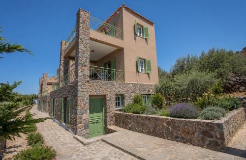 Kontos Villa | Villa Cerise by Upgreat Hospitality