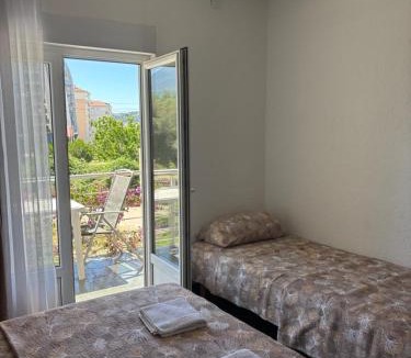 Zeljeznica Apartment | Villa Cherry