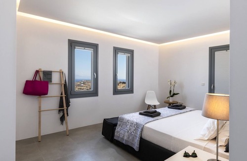 Plintri Villa | Villa Chi - Ten Bedroom Villa, Sleeps 24