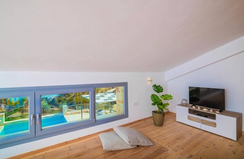 Alykes Villa | Villa Chrysso by Villa Plus