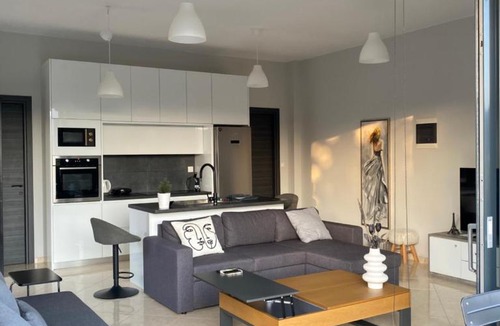 Marathon Apartment | Villa Constangie 1