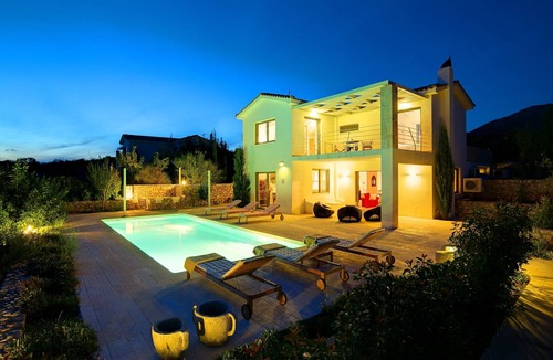 Karavados Villa | Villa 'Corali Ideales Resort' with Sea View, Wi-Fi and Air Conditioning