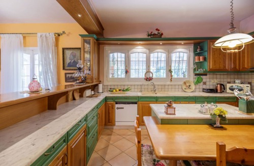 Corfu Town Villa | Villa Cottage Waffa