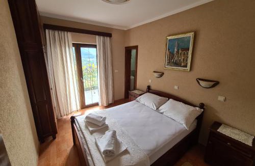 Prijevor House | Villa Deloik Hill House