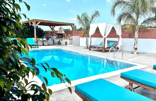 Lahania Villa | Villa 'Dorieus' with Private Pool