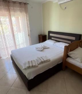 Dobra Voda Apartment | Villa E&E
