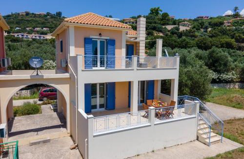Sarlata House | Villa Elaionas 2 in Svoronata!