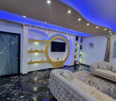Bregvija House | Villa Elegante
