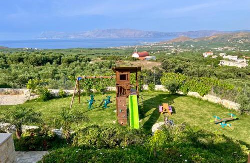 Karefiliana Villa | Villa Elena Chania