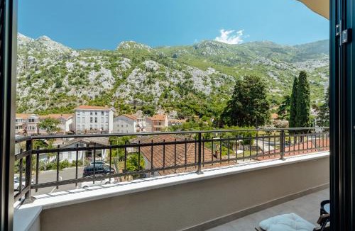 Skaljari Apartment | Villa Elle