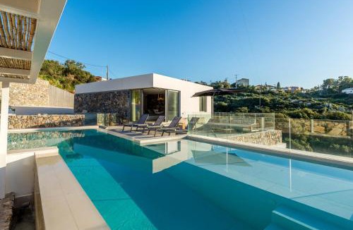 Plaka Villa | Villa Eureka BY APOKORONAS-VILLAS