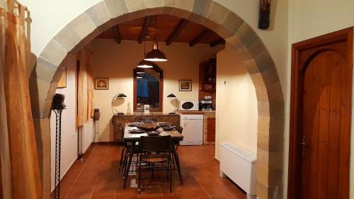Moni Chrisoskalitissis House | Villa Evenos with private pool