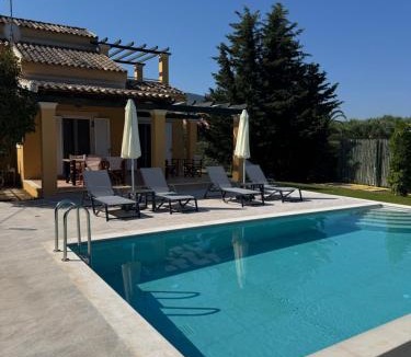 Almiros Beach Villa | Villa Filia std