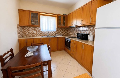 Albanian Riviera Apartment | Villa Foiniki Hariklia - Near Blue Eye & Saranda