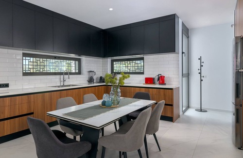 Archangelos House | "Villa Galini" by Interhome