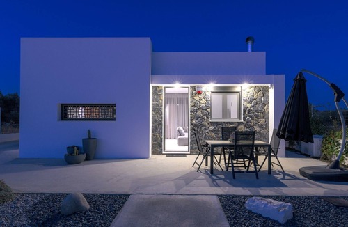 Archangelos House | "Villa Galini" by Interhome