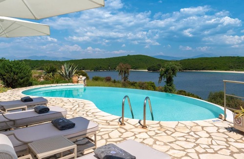 Petaleia Villa | Villa Georgia - Elegant Villa with Stunning Views near Beach & Bella Mare Hotel