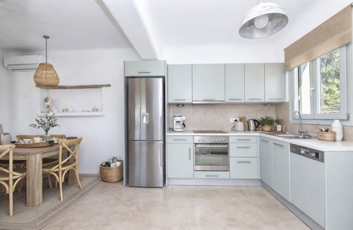 Kastraki Villa | Villa Glyfada, 100m From the Beach