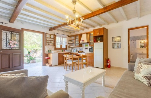 Skopelos Town Villa | Villa Glysteri - Two Bedroom Villa, Sleeps 5