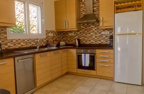Vathi Villa | Villa Hibiscus ★ Private Pool Near Voulisma Beach Mountain Views
