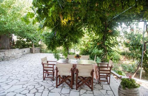 Lazarata Apartment | Villa Ilias