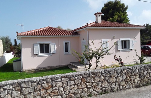 Kaligata Villa | Villa In A Peaceful Village Location With Mountain And Rural Aspects