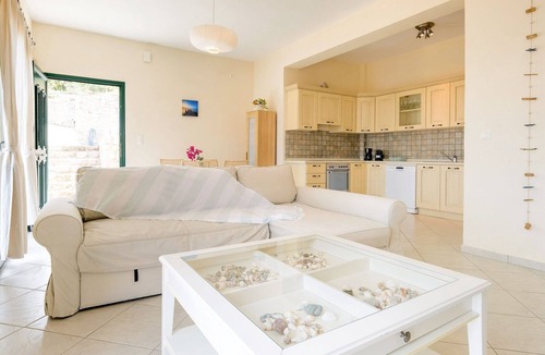 Livadi Villa | Villa in Pera Melana near Kissakas Beach