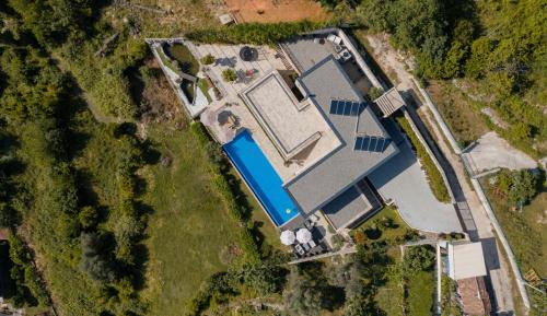 Dobrota Villa | Villa Invicta with 17m pool and bay view