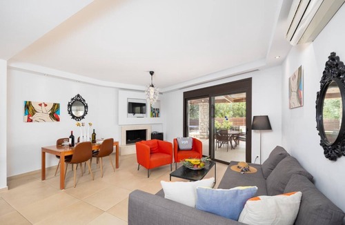 Lahania Villa | Villa Ira - Two Bedroom Villa, Sleeps 4