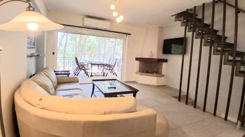 Nea Makri House | Villa Irida