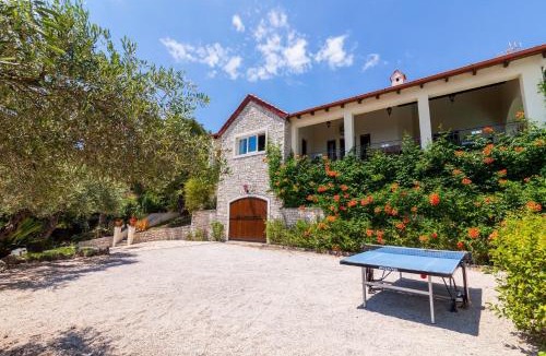 Barbati Villa | Villa Irini Nissaki Corfu Beach Villa