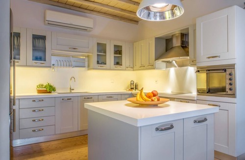 Kalo Livadi Villa | Villa Island - Luxury villa by the sea